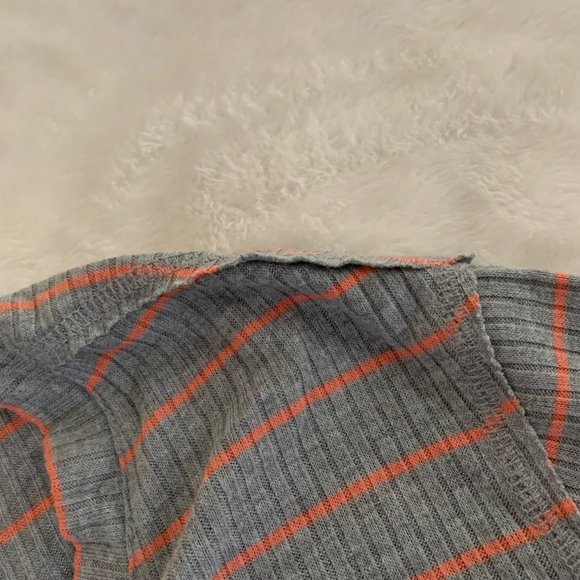 Two Sweaters - Rachel Rachel Roy and Jessica Simpson Gray Sweaters Size M - Picture 8 of 16